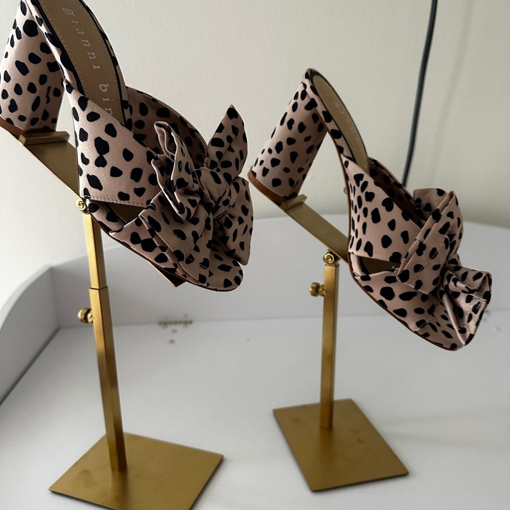 Gianni Bini Heart-Patterned Pink and Black Heels